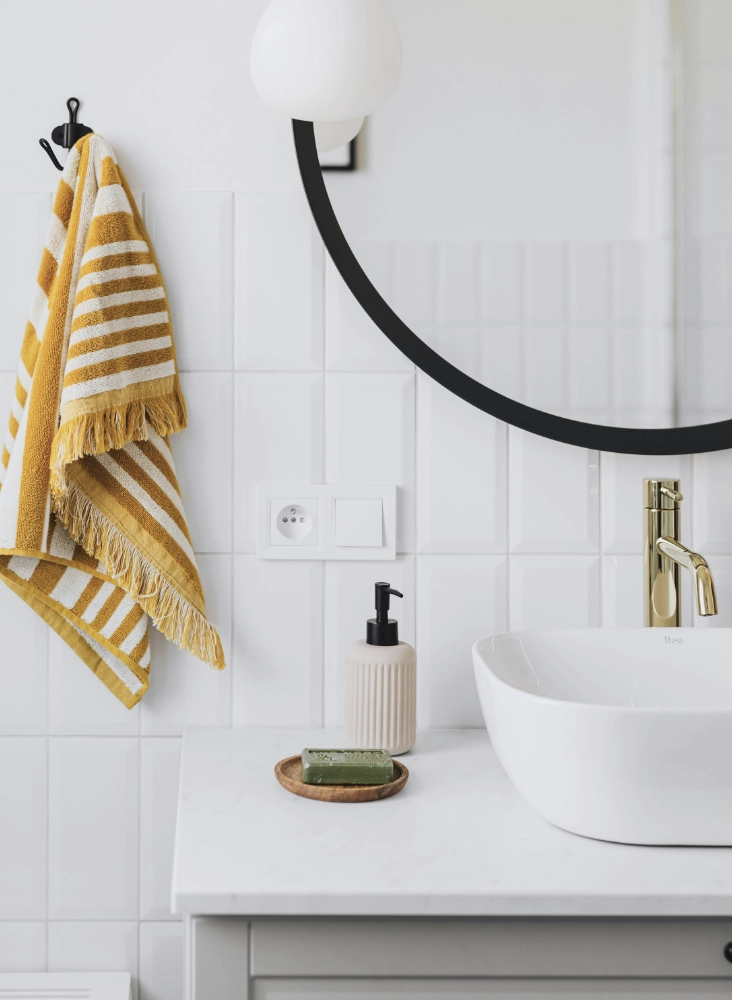 Aquarius Bathrooms Shopify storefront